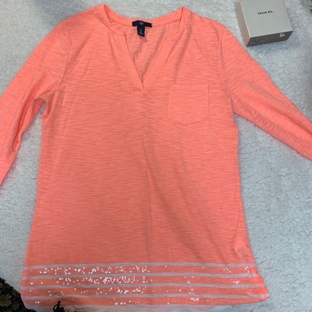 GAP V-Neck Neon 3/4 Sleeve Top with Sequin  Detail